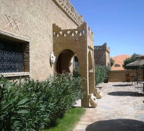Les Portes Du Desert - Image 1