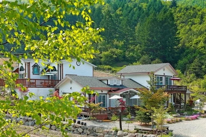 Pyeongchang Petit Pension - Image 1