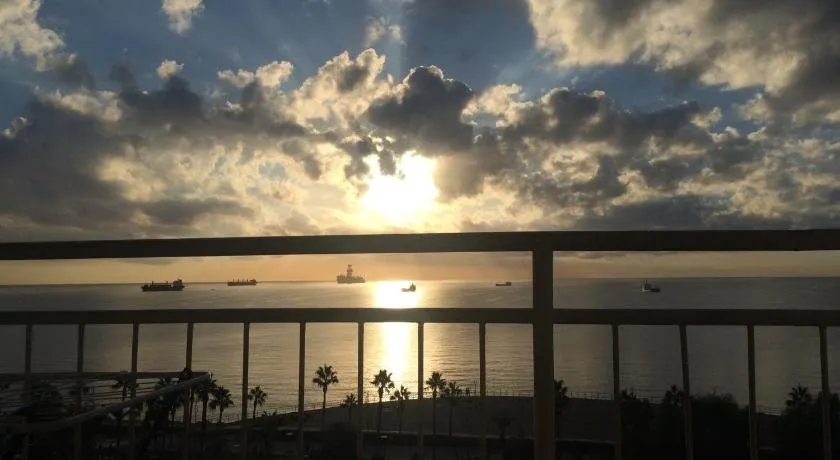 Just a Seaview Apt. * Top Location * City Center * - Image 1