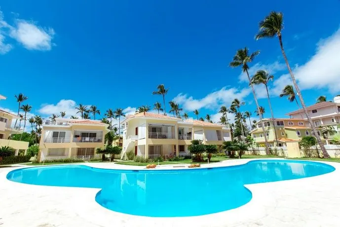 House Pina Colada - Image 1