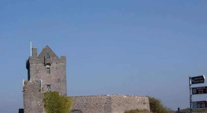 Kinvara Inn Bed and Breakfast - Image 1