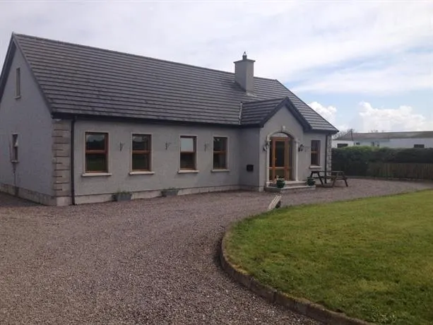 Drumenny Guest House - Image 1