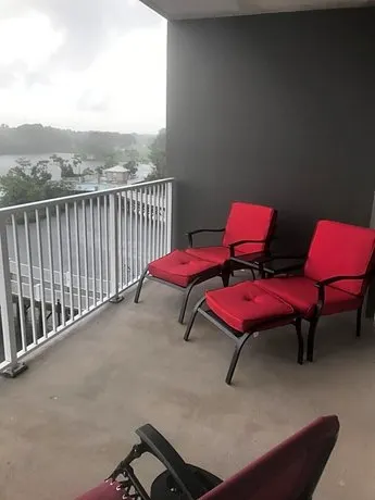 Laketown Wharf 5 Pools Steps To Beach No Extra Fees Family Friendly - Image 1