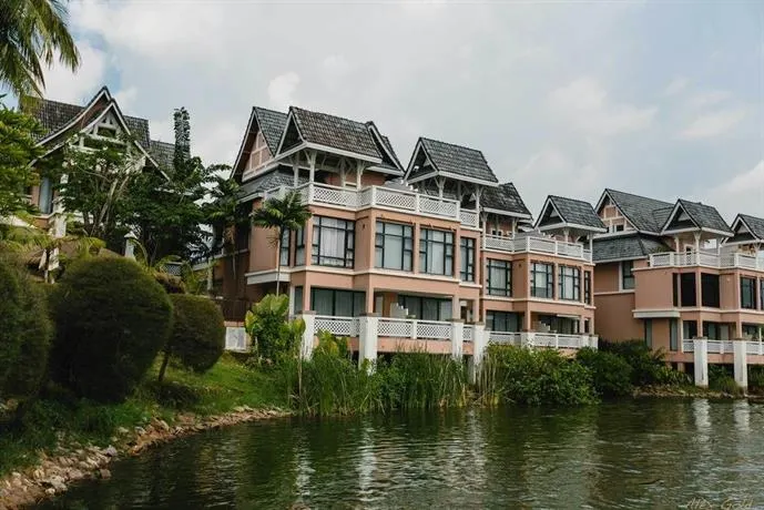 Townhome Avrora - Image 1
