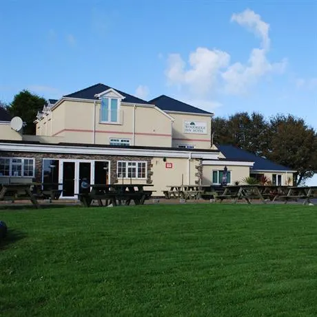 Woodridge Inn Hotel - Image 1