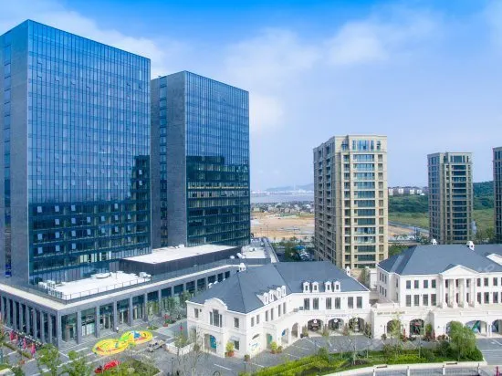 Lvcheng Meiguiyuan Hotel - Image 1