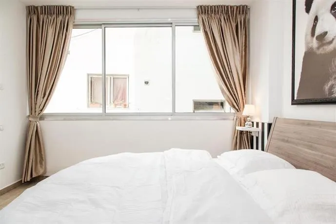 Luxurious Central Apartment - Image 1