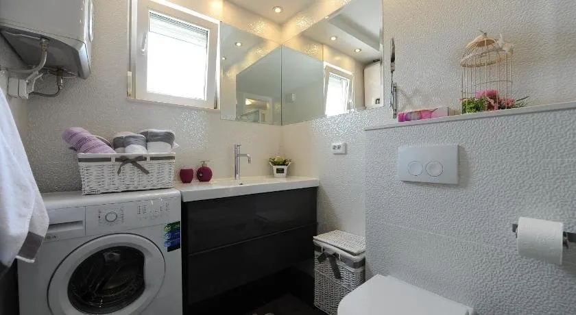 Apartment Gold Plus - Image 1