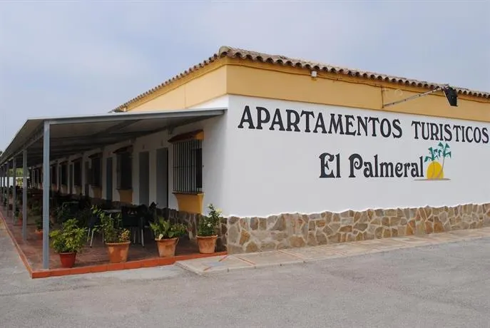 Apartamentos El Palmeral - Image 1