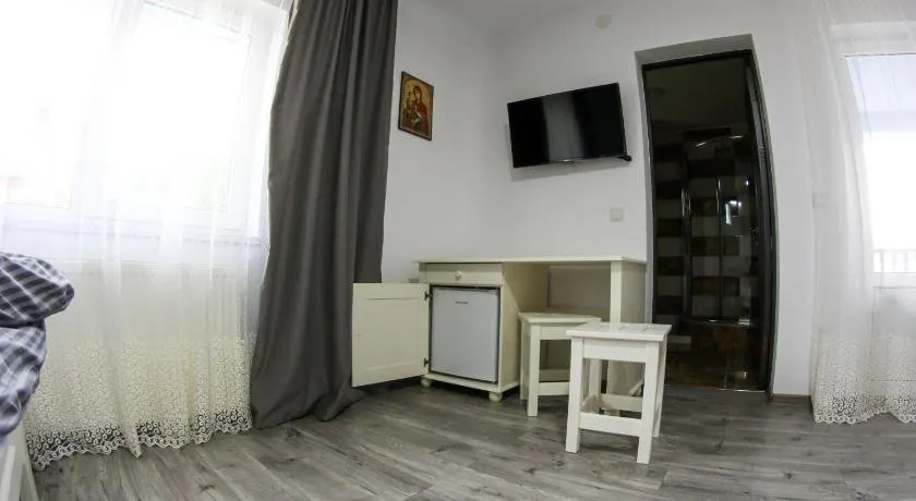 Casa Roua Muntilor - Image 1