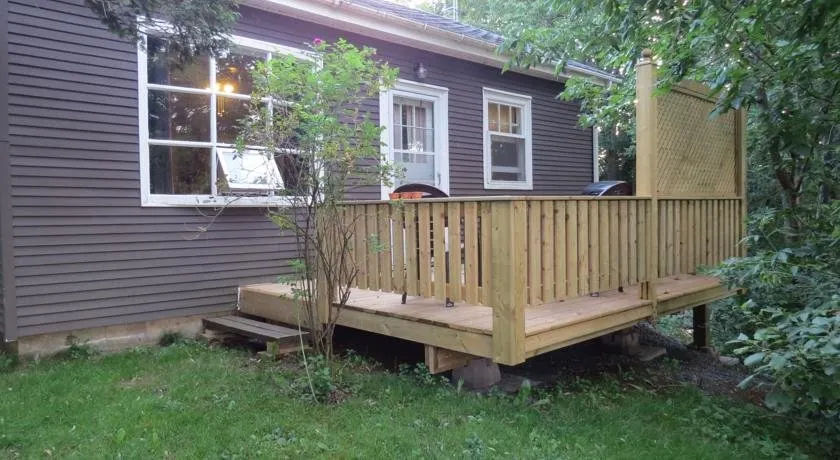 River Valley Guest Cottage - Image 1