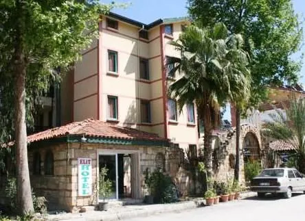 Elit Garden Apart Hotel - Image 1