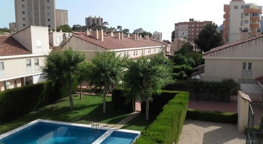 la casa gris - Image 1