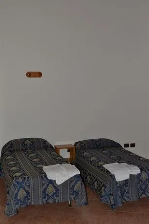 Albergo Ristorante Mancinelli - Image 1