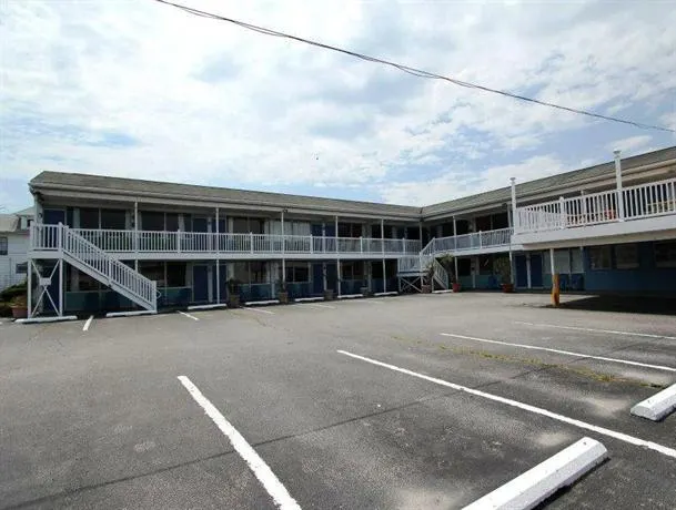 Beach Bum Motel - Image 1
