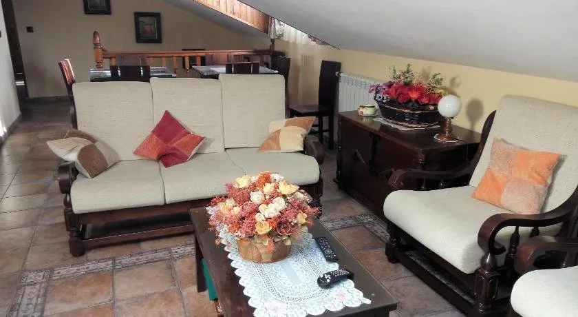 Hotel Rural La Piedra - Image 1