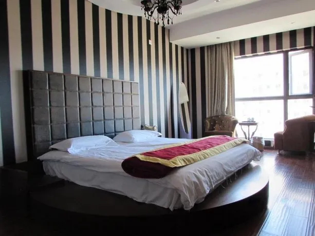 Kunming Bo Ya Apartment - Image 1