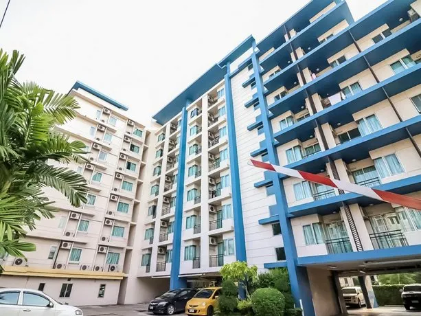 NIDA Rooms Bang Na 9 Adventures - Image 1
