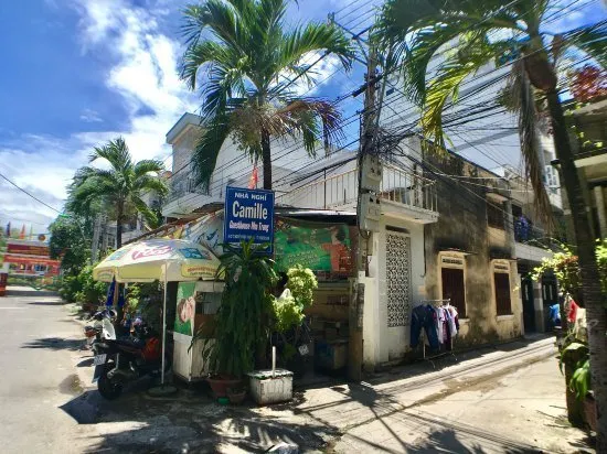 Camille Guesthouse - Image 1