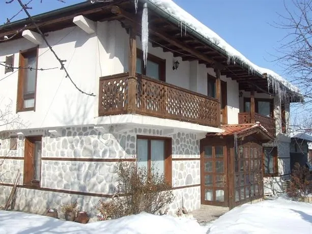 Diana Chalet - Image 1