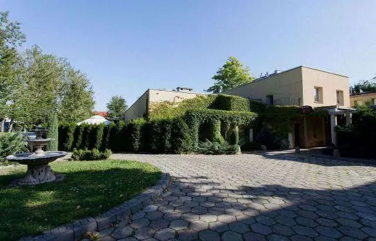 Hotel 3 Światy Gliwice & Restauracja 3 Światy Gliwice Spa&Wellness Rajska Wyspa - Image 1