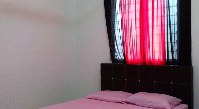 Kak Chik Homestay Kepala Batas - Image 1