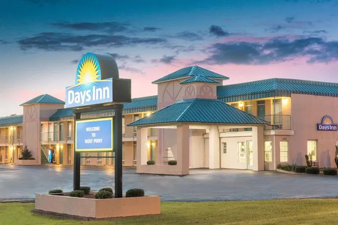 Days Inn West Point  - Image 1