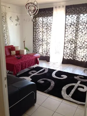 16 Quai Saint-Pierre - Image 1