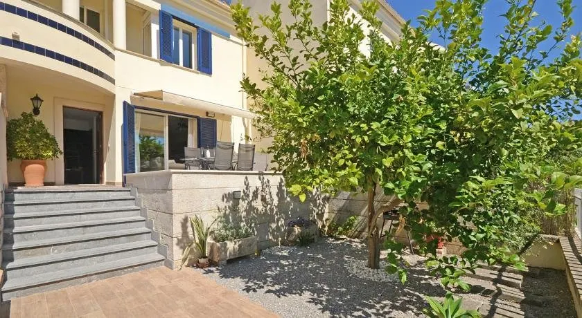Angela House - Image 1