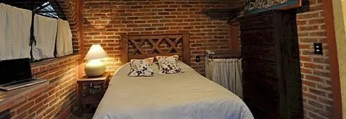 Hotelito de las Colonias - Image 1