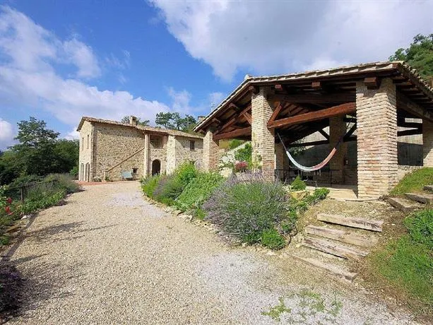 Casa Collina near Gubbio - Image 1