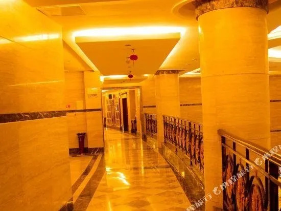 Zhuangyuanlou Hotel - Image 1