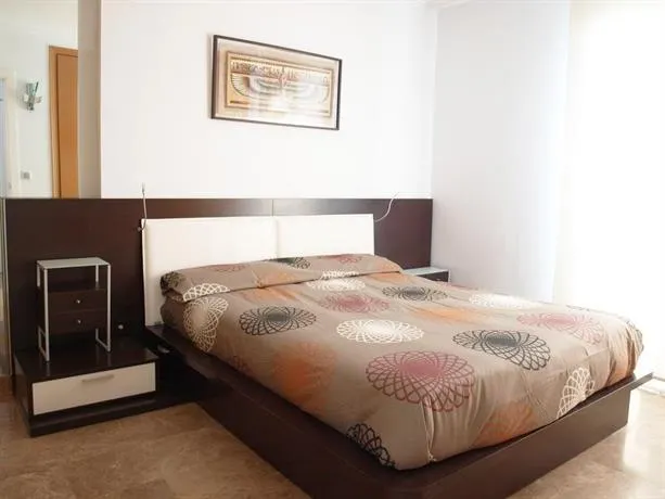 ApartUP Opera Tower View - Image 1
