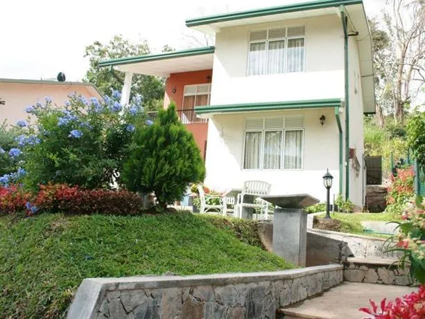 Victoria Heights Bungalow - Image 1