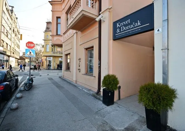 Garni Hotel Krevet&Dorucak - Image 1