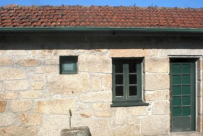Estrebuela House - Image 1