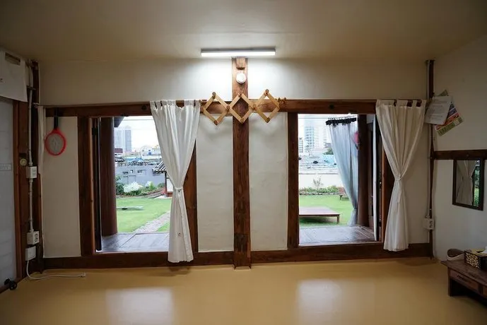 Former Guamseowon Hanok Guesthouse - Image 1