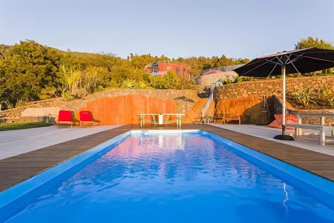 Luxurious modern Mountain Villa - Image 1