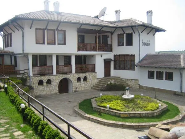 Bohemi Hotel - Image 1
