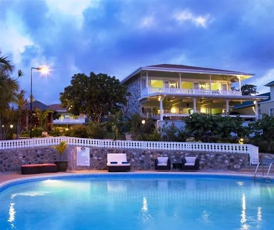 Golden Cove Villas - Image 1