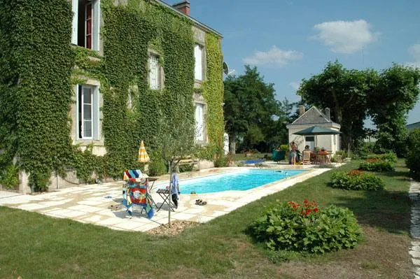 Château des Grandes Vignes - Image 1