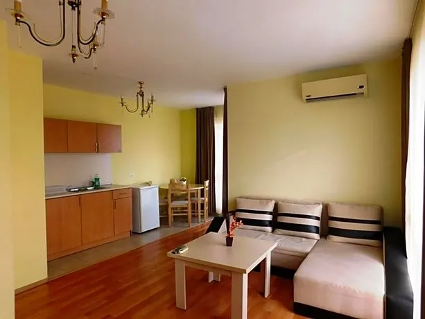 Darius Hotel - Image 1
