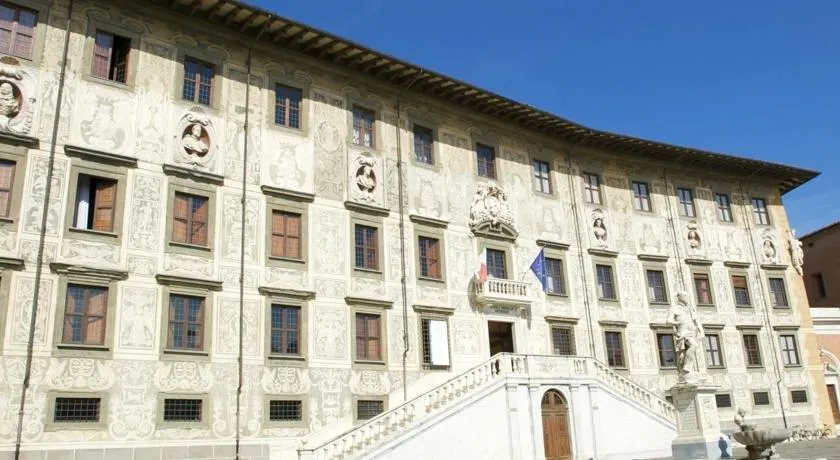 Pisa Lodge B&B Hostel - Image 1