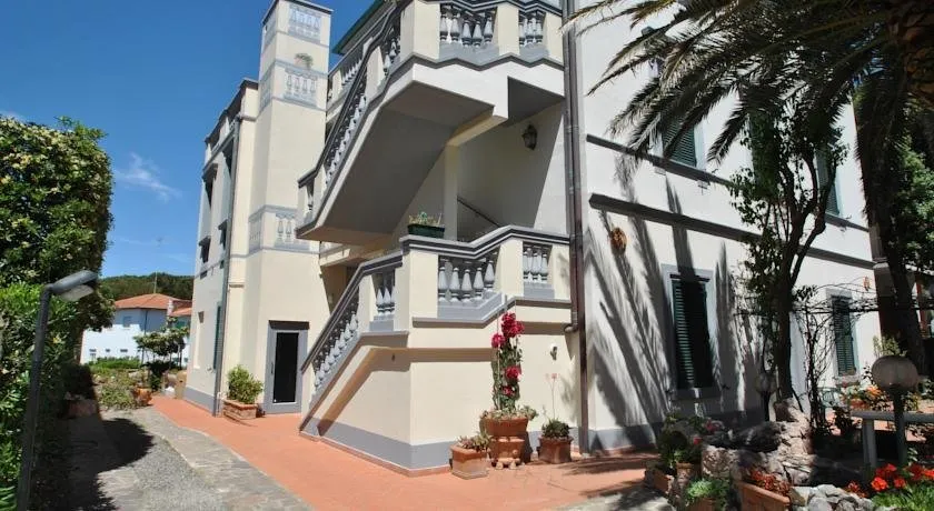 Villa Fiorella - Image 1
