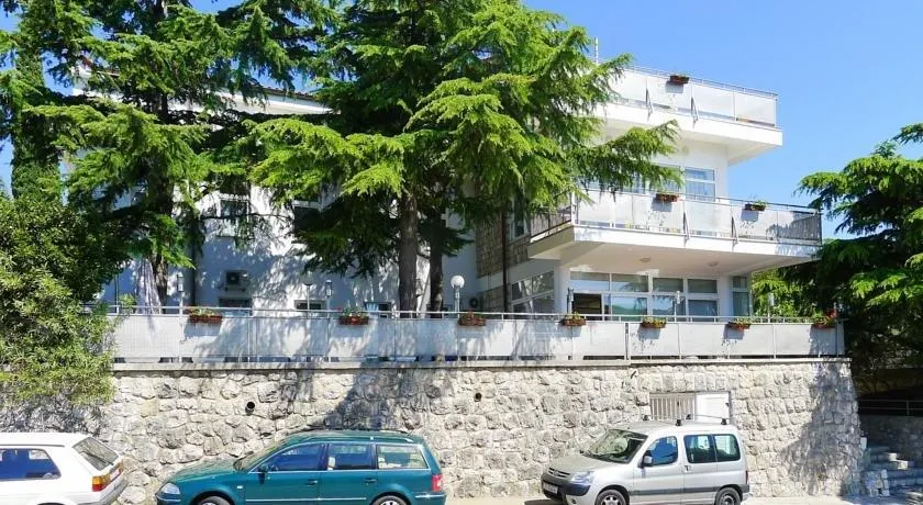 Villa Aurora - Image 1