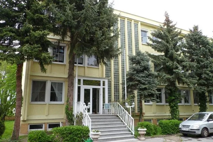 Garni Hotel Royal Diamond - Image 1