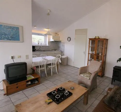 Motel Texel - Image 1