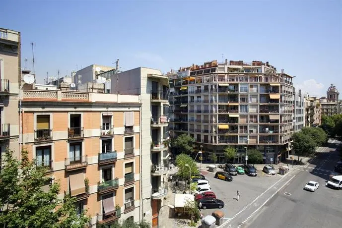 BarcelonaForRent Urban Suites - Image 1