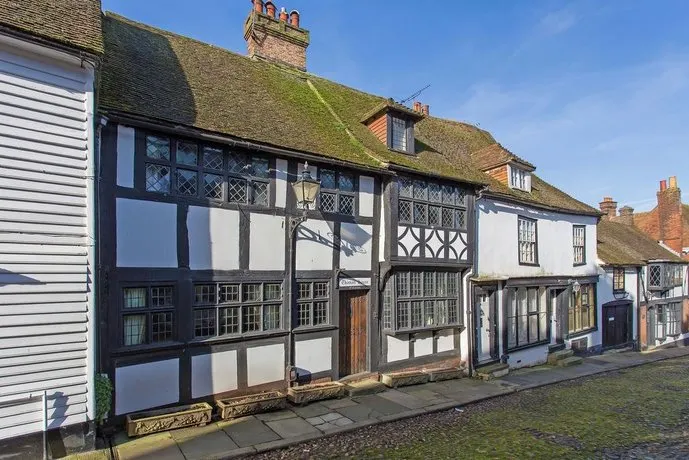 Thomas House - Image 1