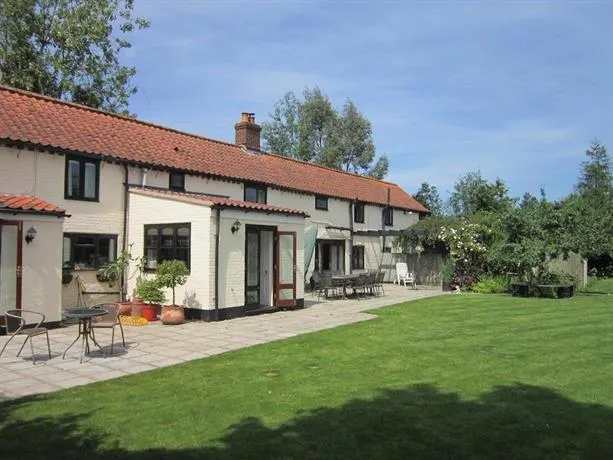 Town Pit Cottage - Image 1